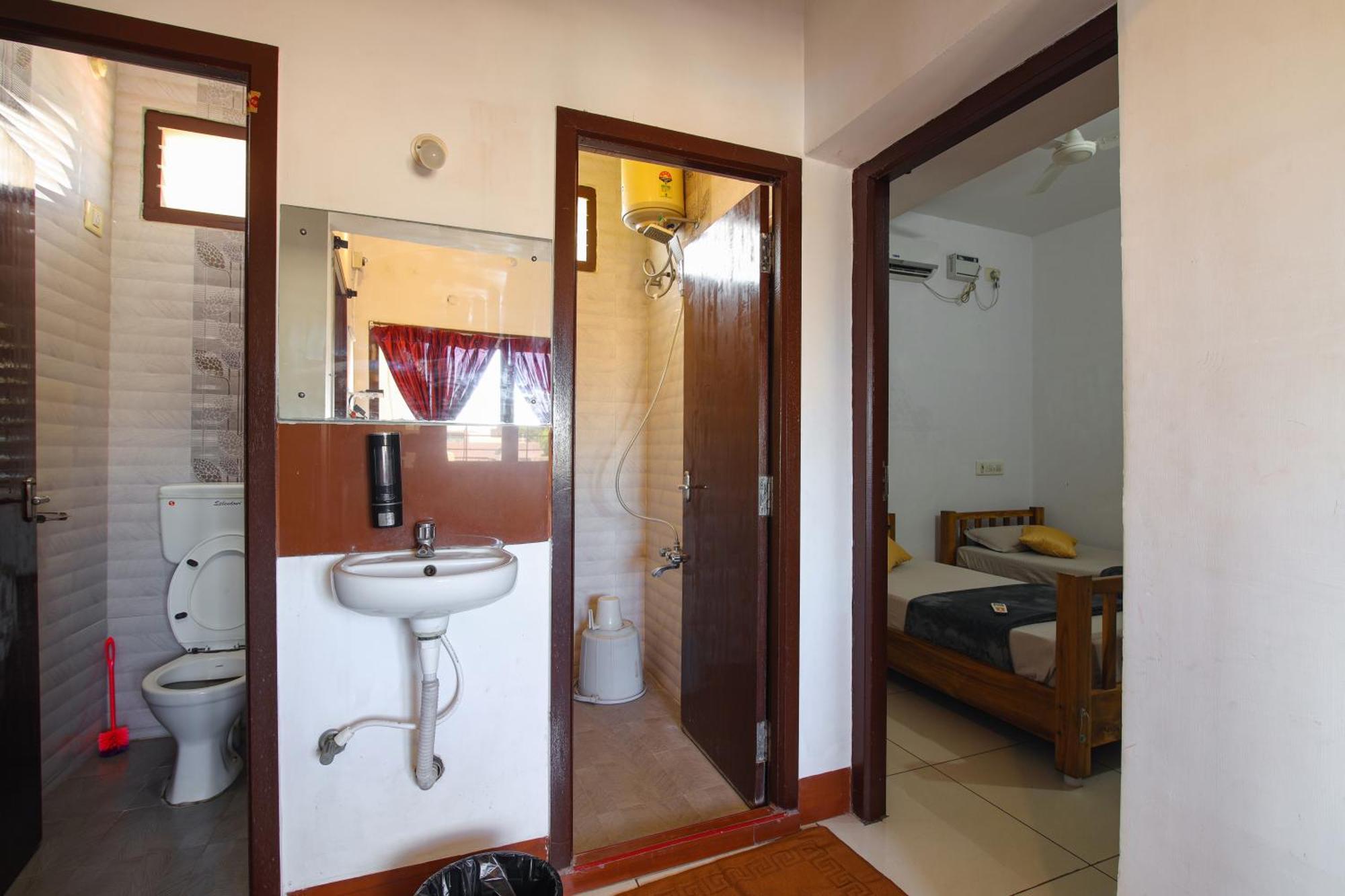 Manora Residency Hotel Pondicherry Exterior photo