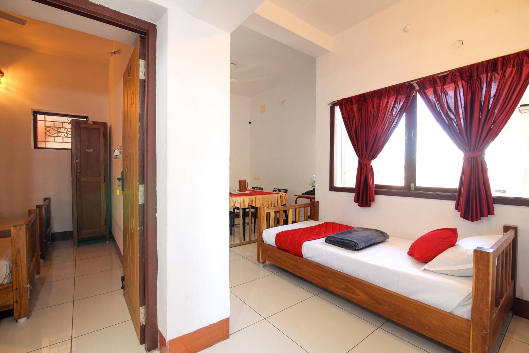 Manora Residency Hotel Pondicherry Exterior photo